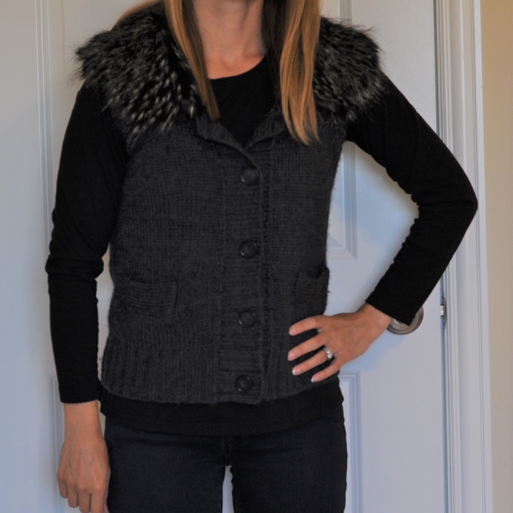 Loft Medium Knit Fur Vest